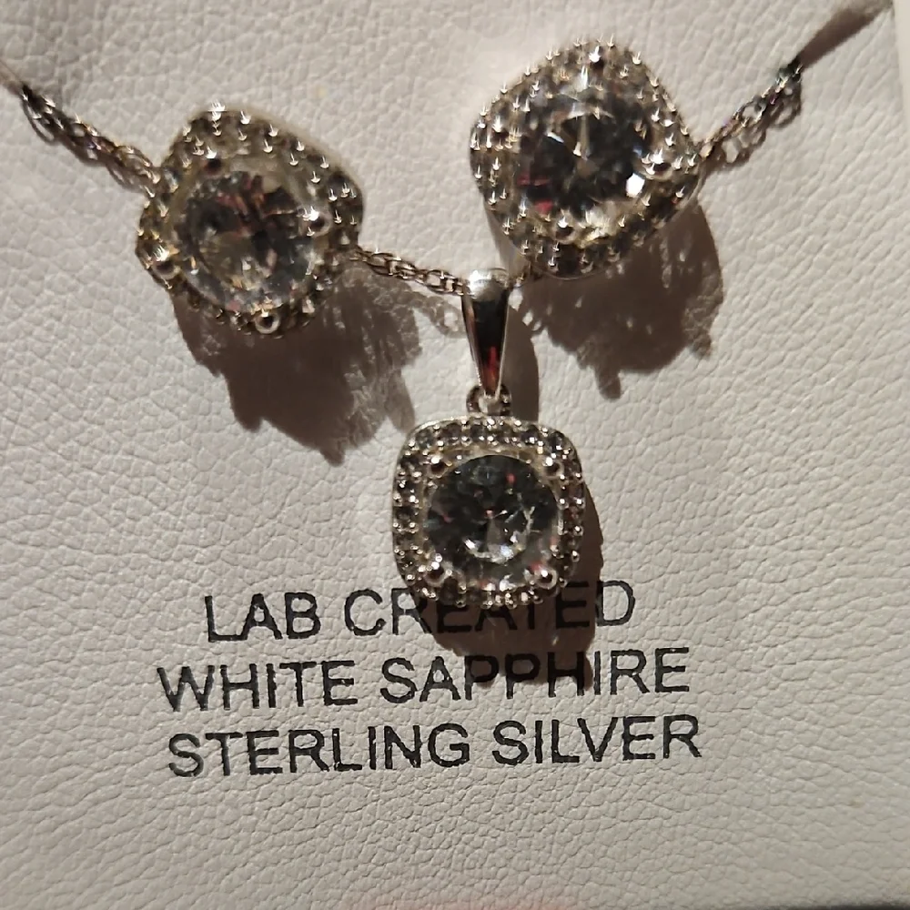 NWT Sterling Silver White Sapphire Set Necklace And Earrings - Picture 4 of 7